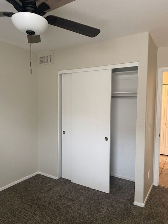 Building Photo - $2,350 3 Bedroom Gilbert 85296 Home For Le...