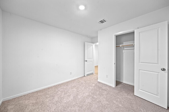 Building Photo - 3060 Wild Dunes Dr