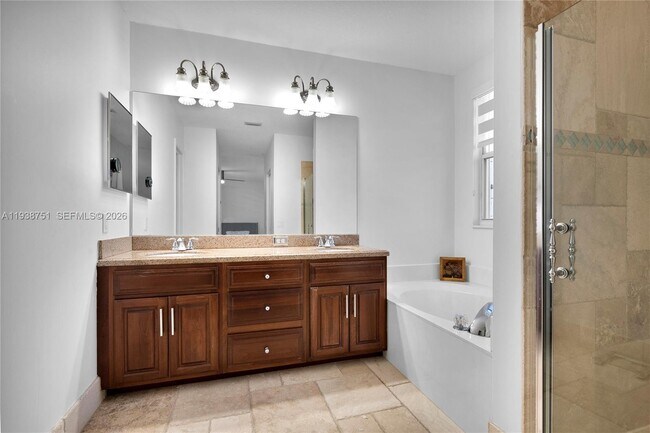 Building Photo - 1176 Cedar Falls Dr