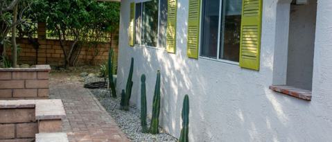 Building Photo - 38820 Bel Air Dr