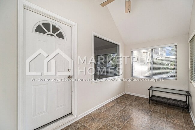 Building Photo - 612 S Dorchester Ave