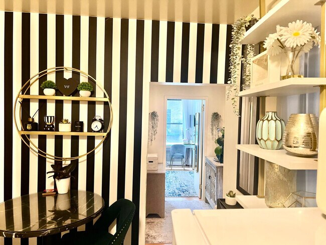 Building Photo - 91 Bedford St