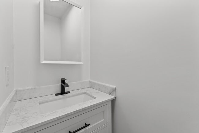 Building Photo - 4617 Brookwood Ct