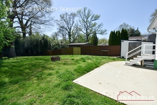 Building Photo - 757 Warren Dr