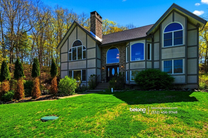 Building Photo - 24 Table Rock Rd