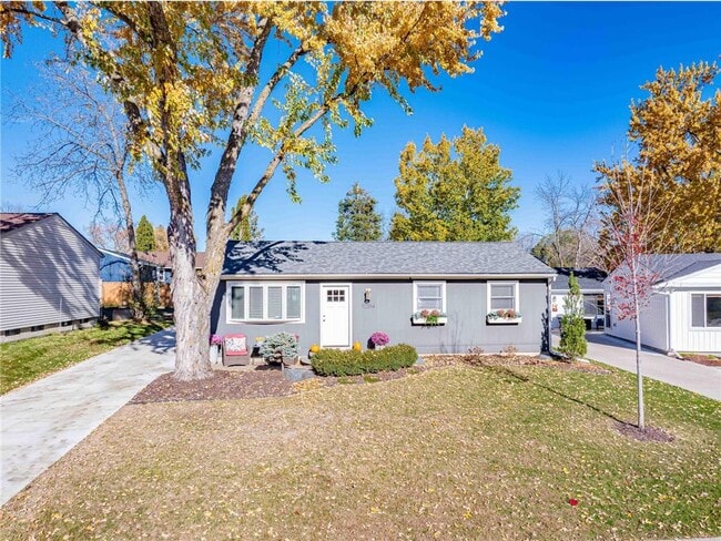 Building Photo - 112514 E Washington Ln