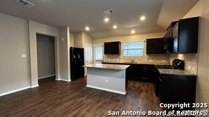 Building Photo - 9826 Marbach Gdn