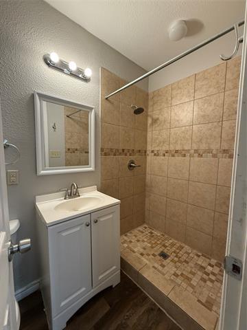 Building Photo - 2518 Winthrop Dr