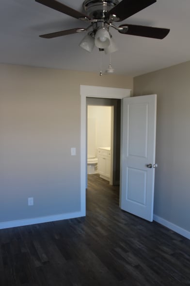 Building Photo - 109 Buster Ln