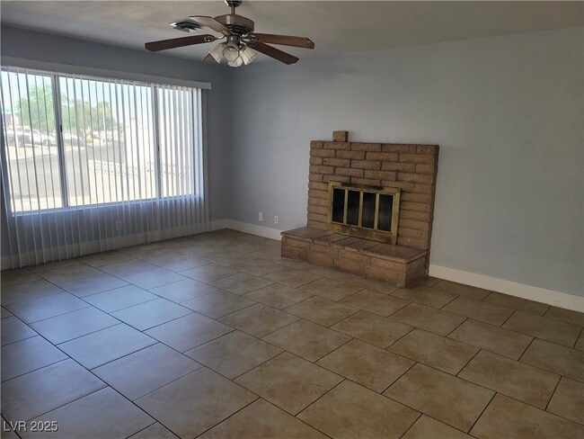 Building Photo - 1700 N Timber Ln