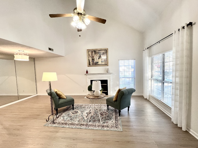 Building Photo - 117 Southampton Ct