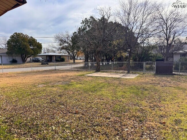 Building Photo - 2907 Moffett Ave