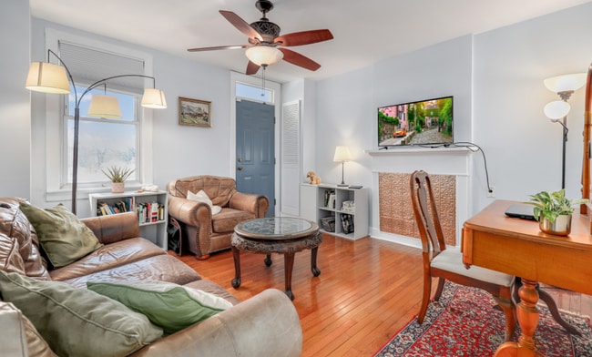 Building Photo - Stunning & Spacious 3 Bed/2 Bath Hampden Home - Fenced Backyard!