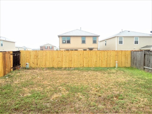 Building Photo - 802 Bandon Ln