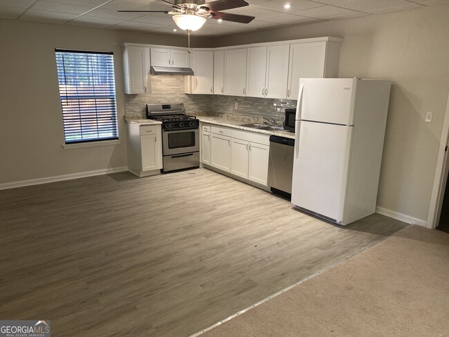 Building Photo - 4825 Shiloh Creek Ct
