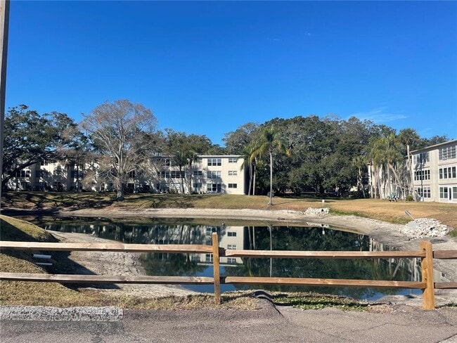 Building Photo - 920 Virginia St