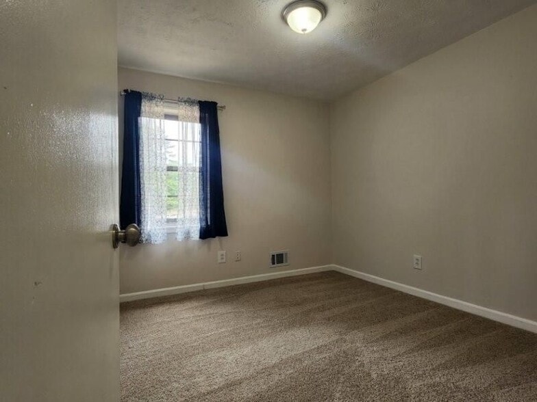 Building Photo - 1453 Allison Ct NW