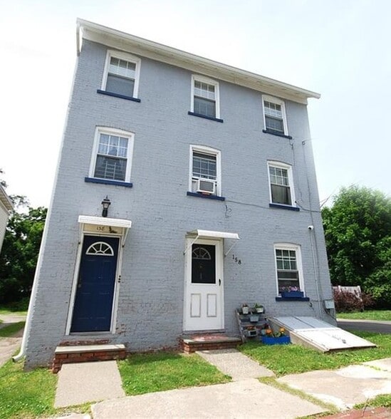 Front Building - 158 6th St