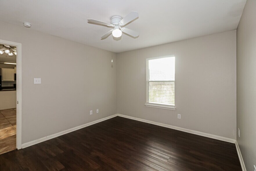 Building Photo - 4010 Cozy Trail Ct