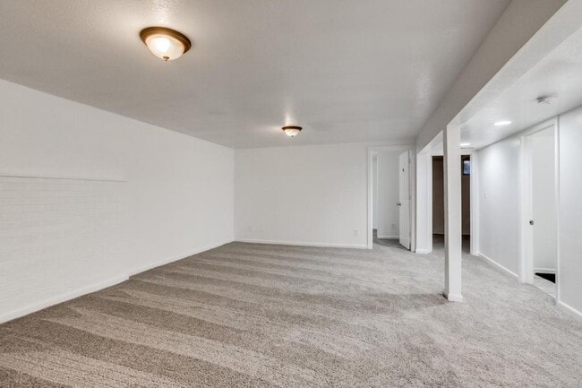 Building Photo - 7101 Wolff St