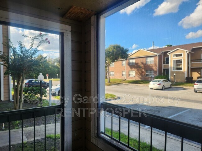 Building Photo - 5540 Devonbriar Way