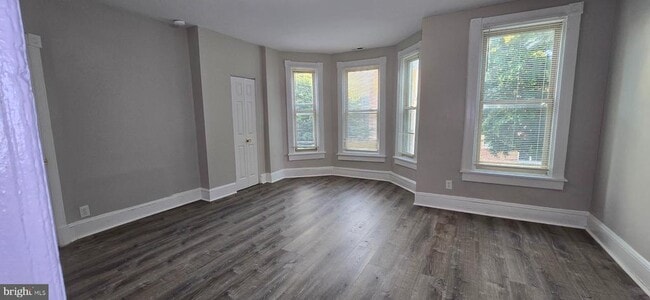 Building Photo - 1119 Montello Ave NE