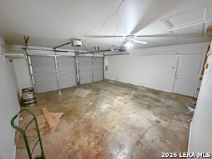 Building Photo - 14707 Chimney Way St
