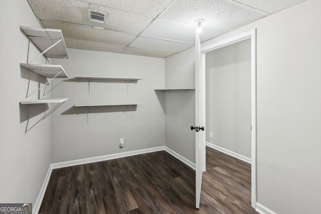 Building Photo - 2453 Falcon Ct