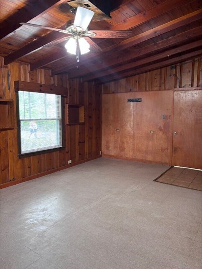 Building Photo - 2707 W Craig