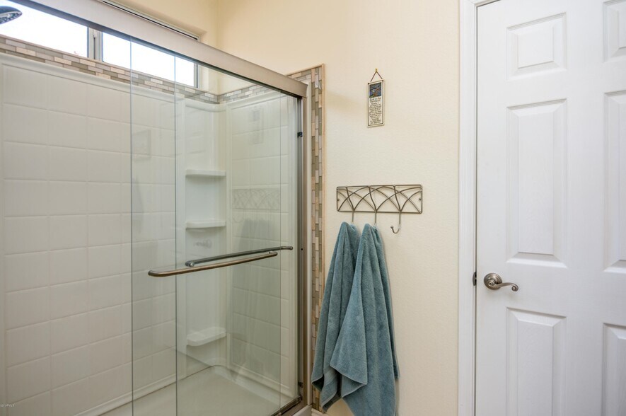 Master Bath Walk-In Shower - 6875 W Harrison St