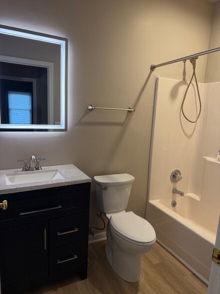 Building Photo - 103 Chippendale Ct