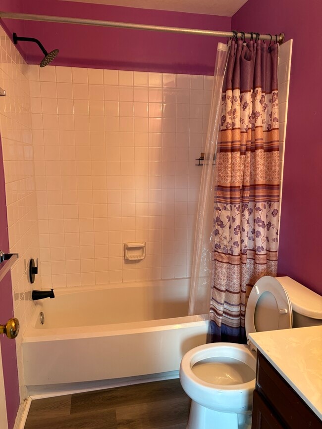 Building Photo - 1892 Beegee Ct