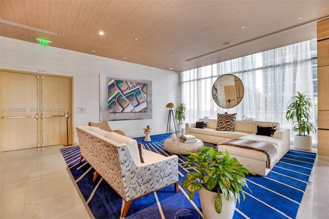 Building Photo - 55 SW 9th St