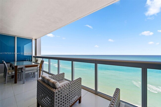 Building Photo - 6899 Collins Ave