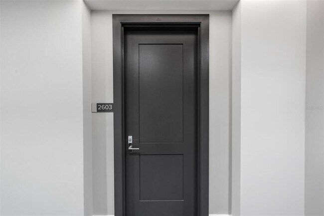 Building Photo - 301 1st St S