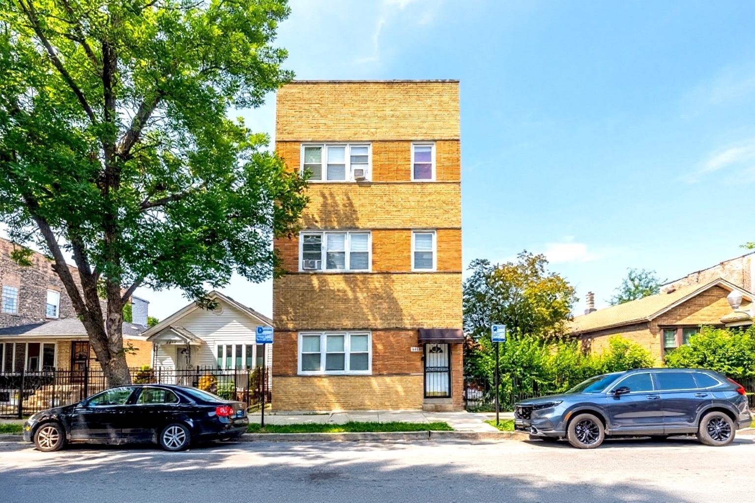 Building Photo - 2938 S Loomis St