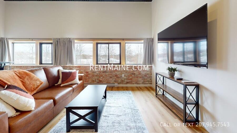 Building Photo - 113 N Lancey St