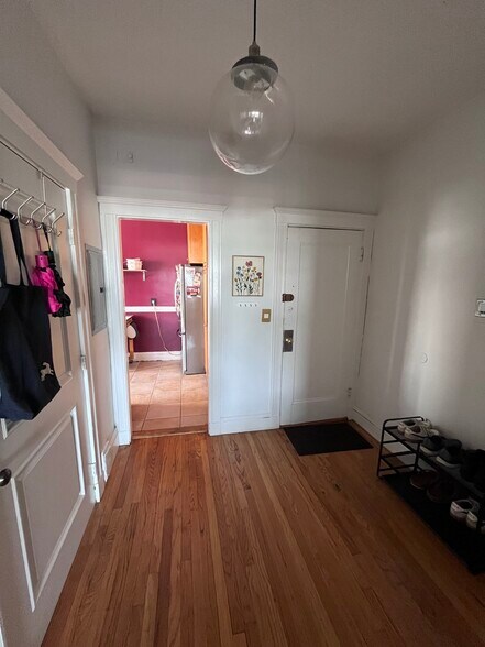 Building Photo - 246 S Huntington Ave