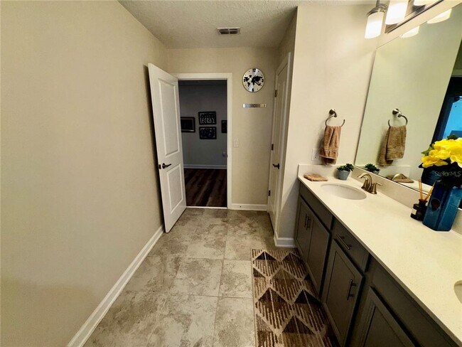 Building Photo - 11939 Satire St