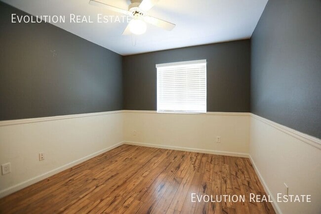 Building Photo - 6443 E Sandra Terrace