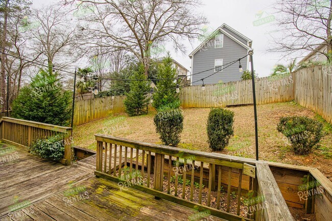 Building Photo - Pre-Lease for July 15 2026- 3 Bedroom, 2.5...