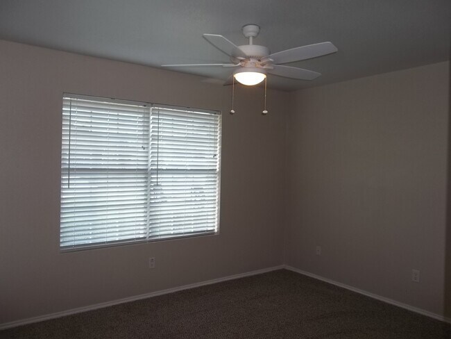 Building Photo - 3 BEDROOMS, BELTON ISD