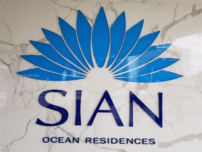 Building Photo - 4001 S Ocean Dr