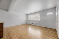 Building Photo - 221 S Holly St
