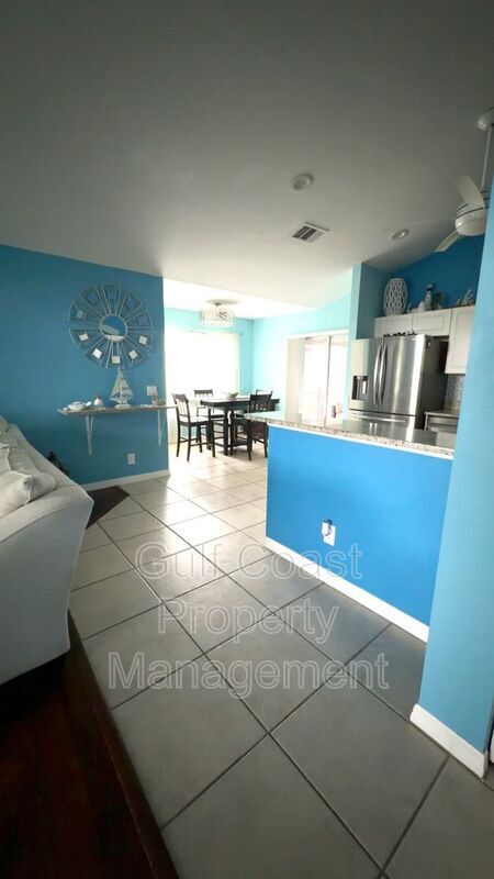 Building Photo - 11652 Pawley Ave