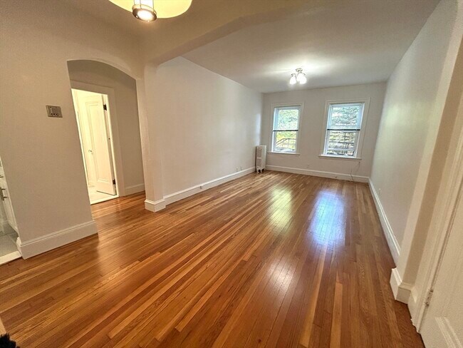 Building Photo - 1666 Commonwealth Ave