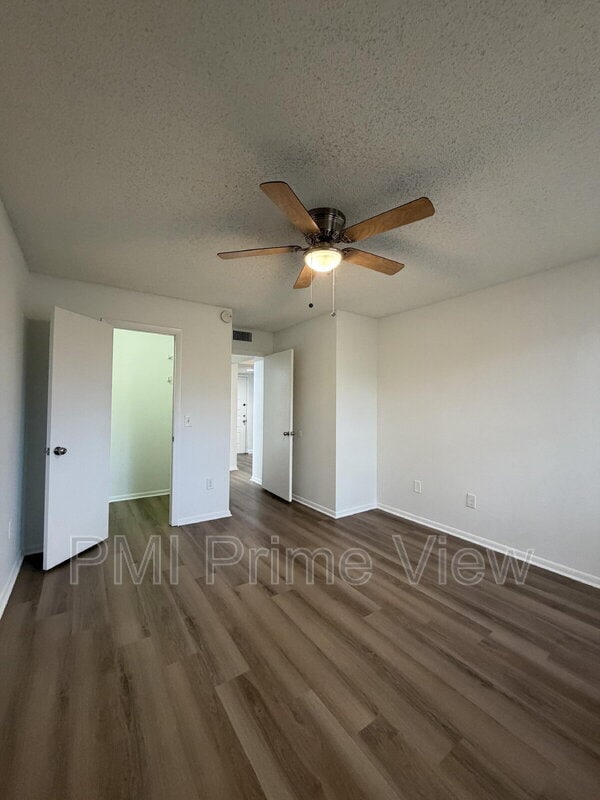 Building Photo - 4401 W McNab Rd