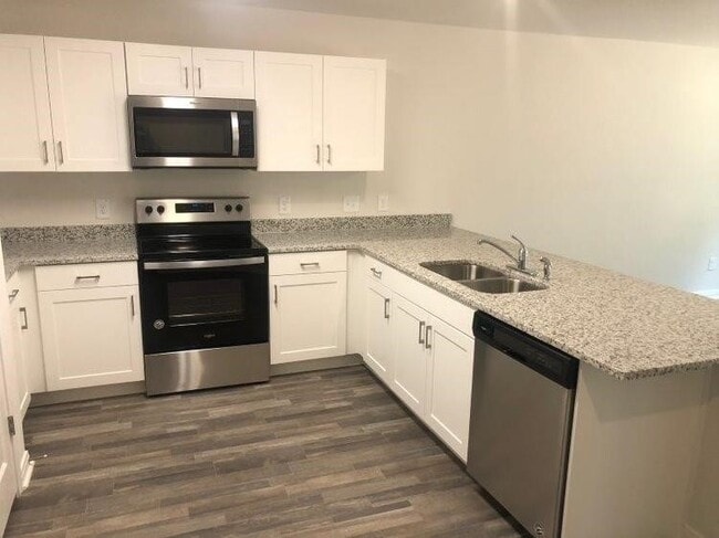 Building Photo - 15549 Briar Forest Dr