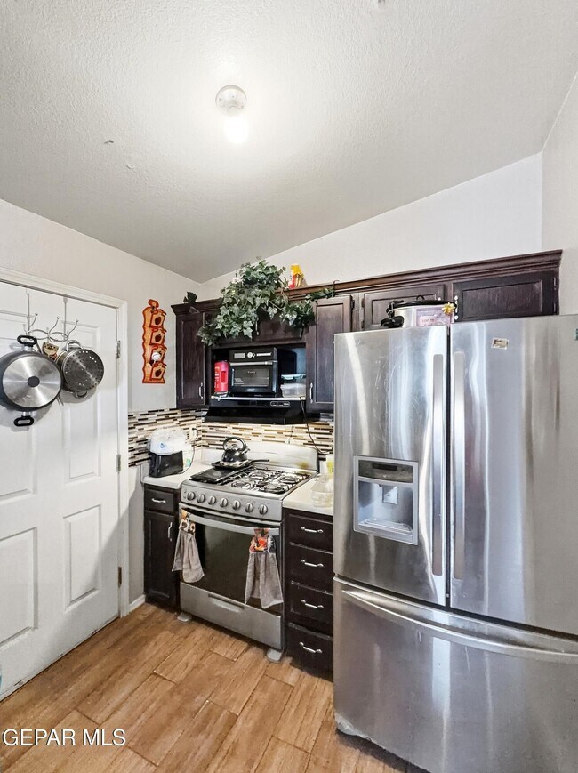 Building Photo - 1476 Enrique Perez Cir