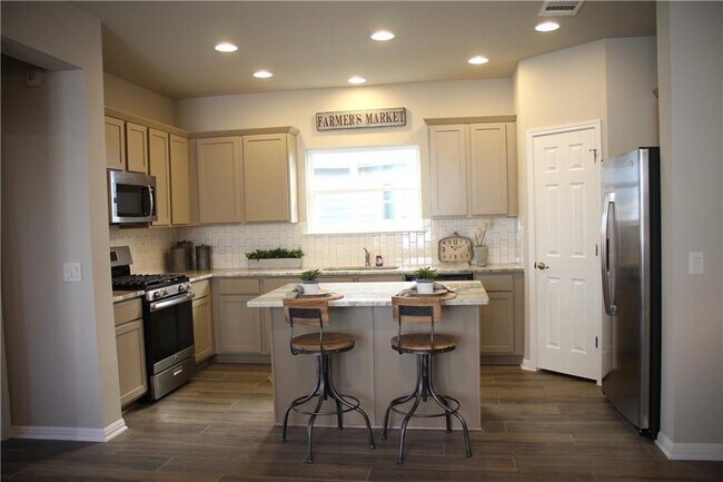 Building Photo - 729 Durness Dr